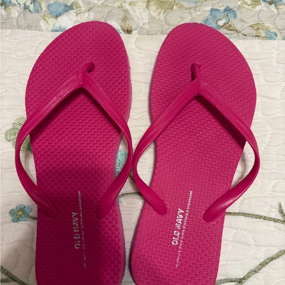 Old Navy Women's Bright Pink Sandals